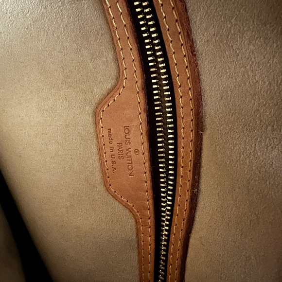 🔥Sold🔥Louis Vuitton Looping GM - Picture 7 of 8